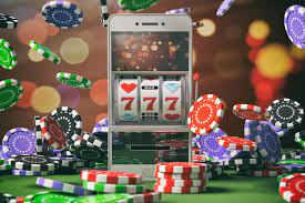 How should one play slots for real money?